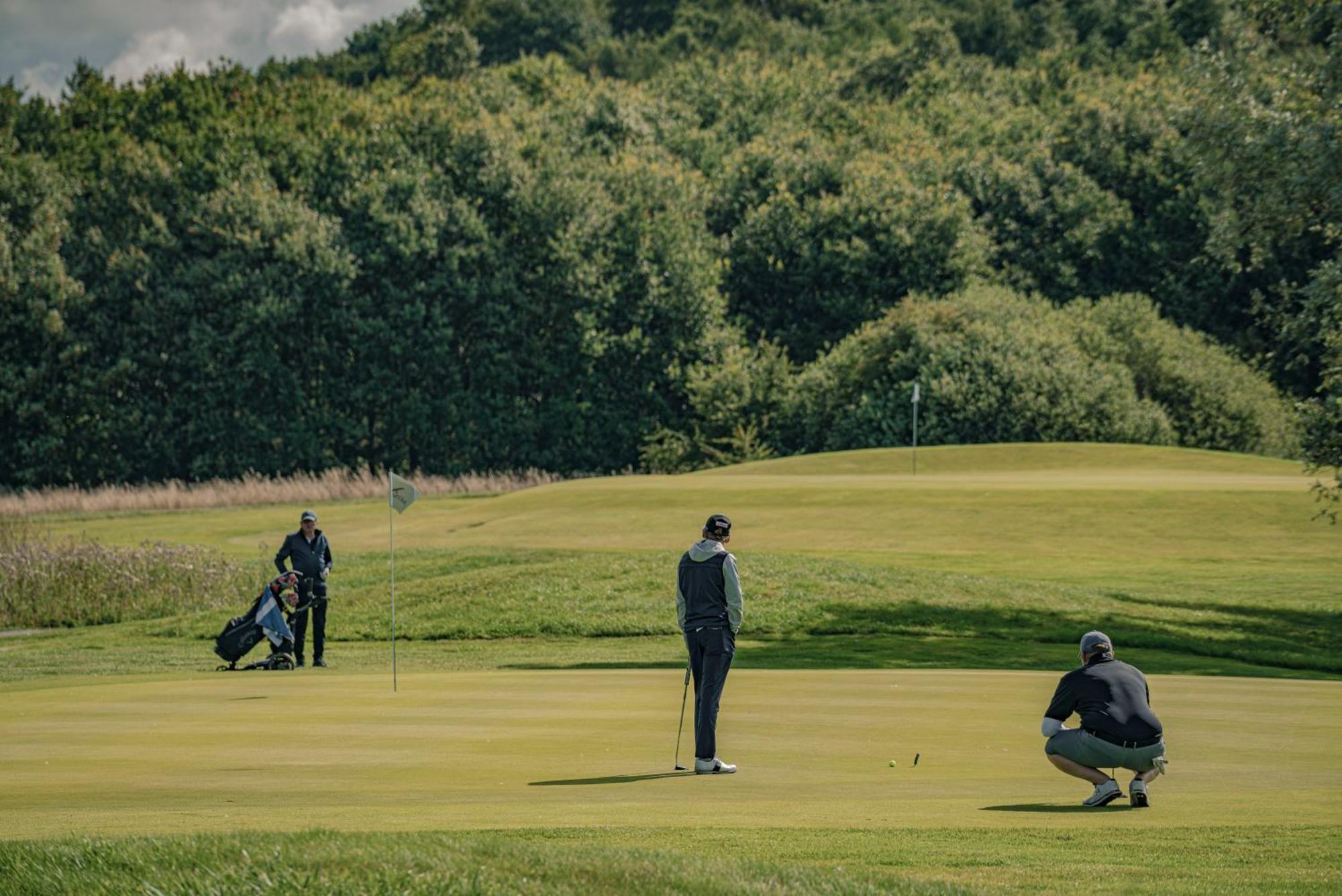 Tegelvillan Pa Golfbanan Oxie Bagian luar foto