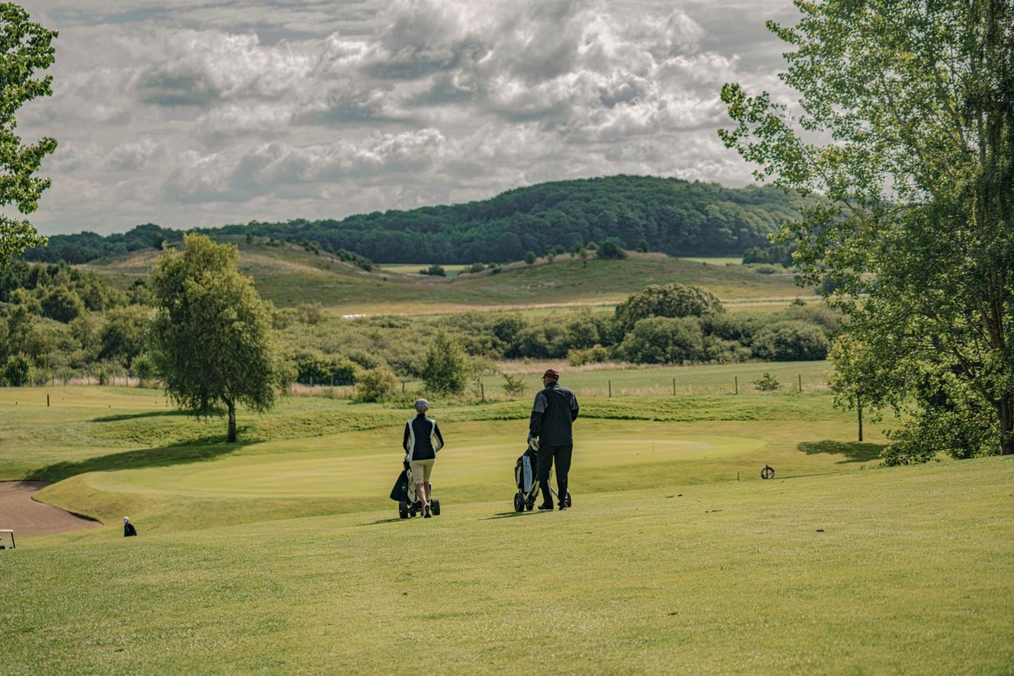 Tegelvillan Pa Golfbanan Oxie Bagian luar foto